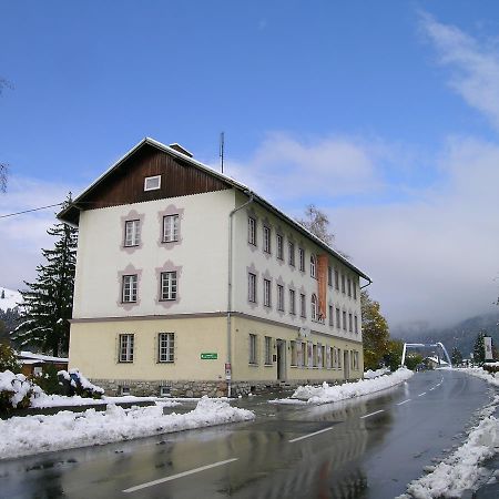 Fit Und Fun Sportherberge Kotschach-Mauthen Exteriér fotografie